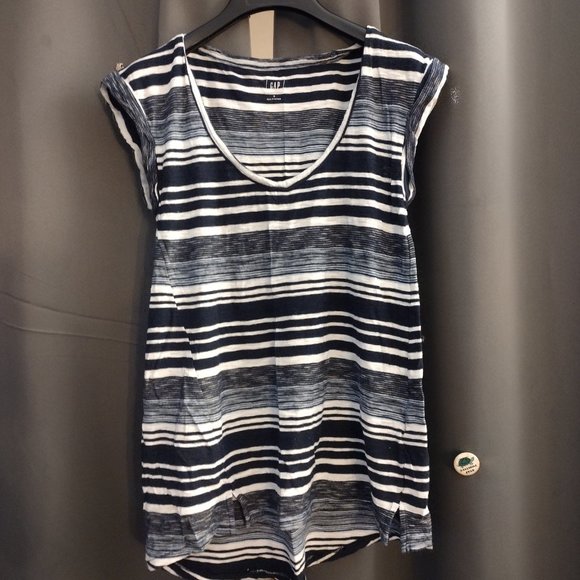 GAP Tops - Gap Striped Short Sleeve Tshirt Size S